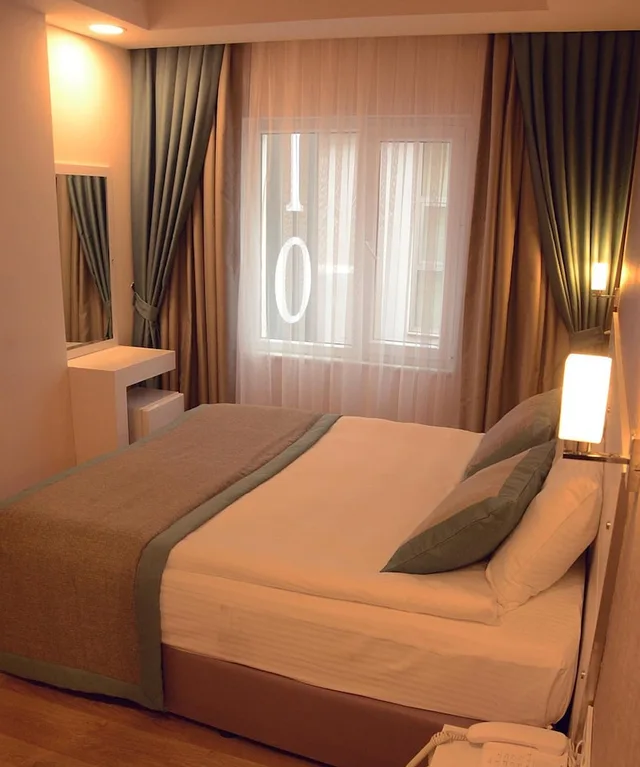 Standard, Double Bed, Parion House Hotel 5/8