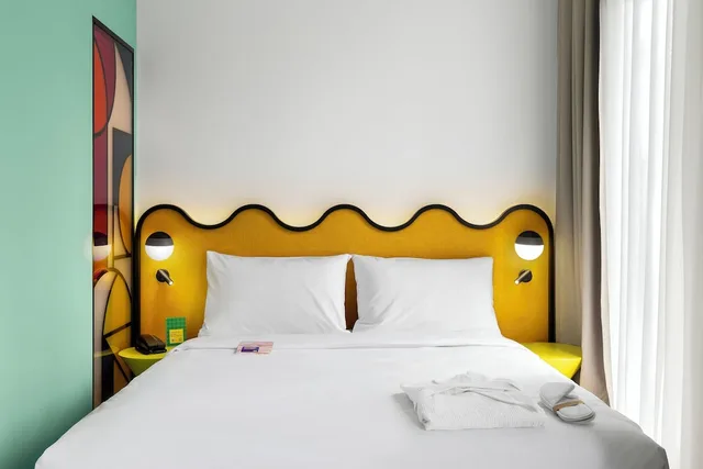 غرفة سوبيريور بسرير مزدوج بشرفة، ibis Styles Old Tbilisi 1/10