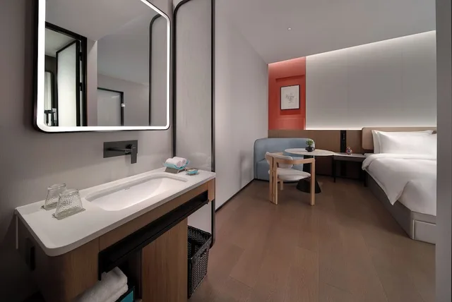 جناح عائلي بفرشتي فوتون وسرير كوين، SSAW Garden Hotel Beijing 5/6