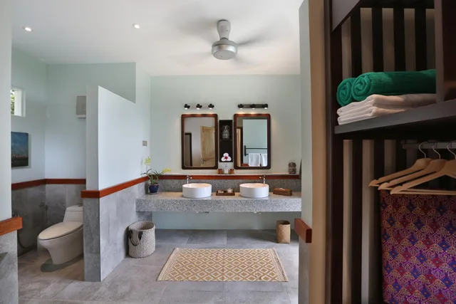 Kemarong, Villa، Ambong Pool Villas 2/2