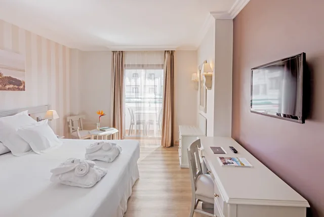 Deluxe, King Bed, Balcony, Barcelo Isla Canela 9/10