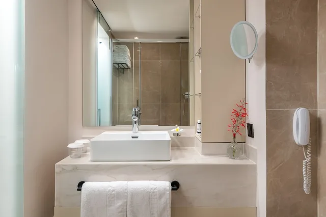غرفة سوبيريور بإطلالة على المدينة، Mediterranean Hotel Rhodes 4/6