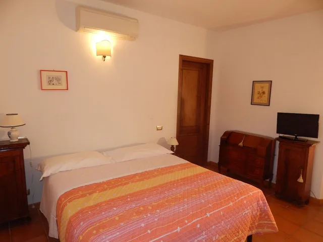 2 Bedrooms, Apartment, 2 Double Beds, 2 Bathrooms, Sofa, Fullino Nero 4/7