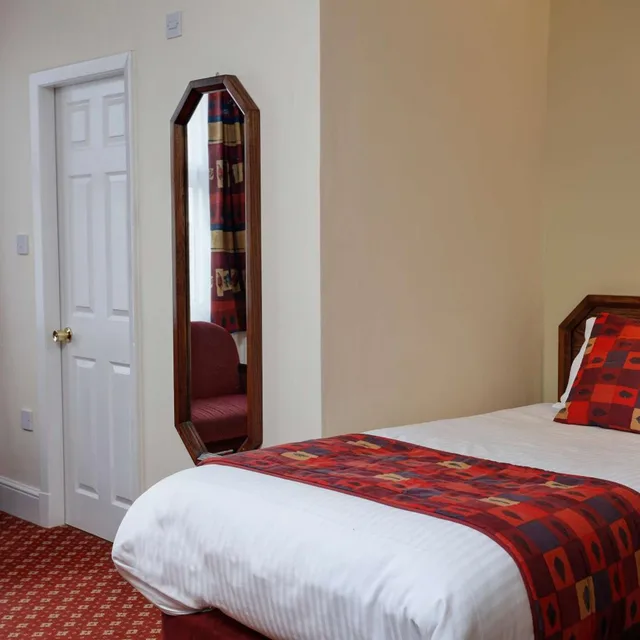 غرفة ثلاثية، Belvilla Crewe Arms Hotel 3/6