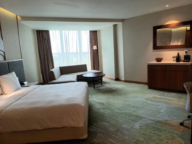 جناح جونيور بسرير كينج بإطلالة على المدينة، Radisson Golf And Convention Center Batam 5/10