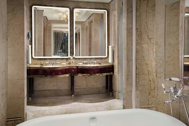 Caroline Astor, Garden, Suite, King Bed، The St Regis Singapore 8/9