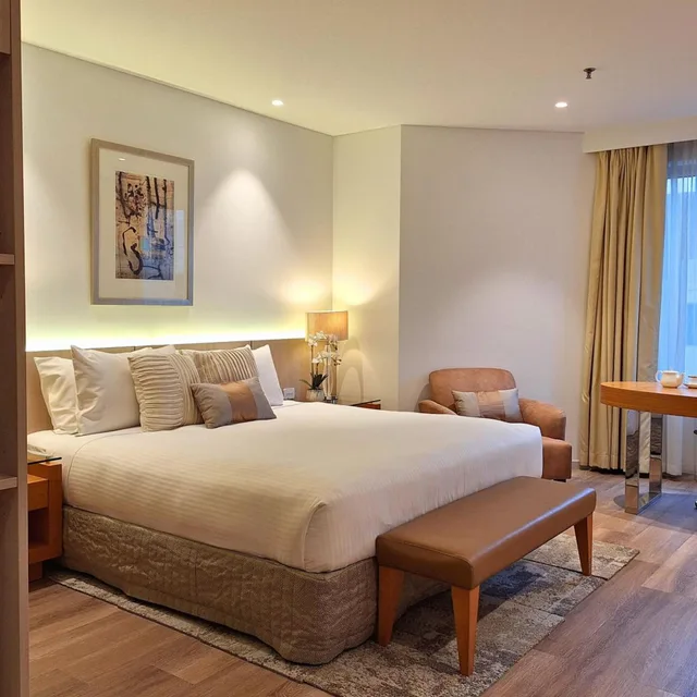 Residence, Studio، Residence on Langley Park 1/7