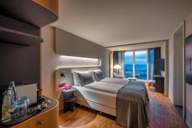 غرفة سوبيريور بإطلالة على البحيرة بشرفة، Hotel Heiden 3/6