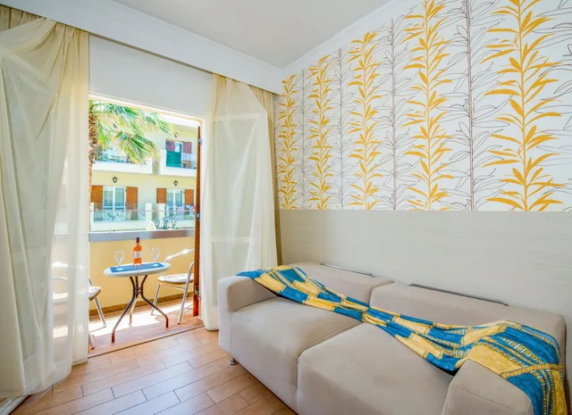 غرفة قياسية بسريرين منفصلين بإطلالة على الجبل، Kalyves Beach Hotel 9/10