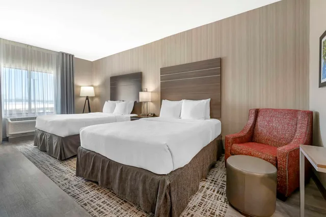 غرفة بسريرين كوين لذوي الإعاقة، Best Western Plus At La Crescent Event Center 2/3