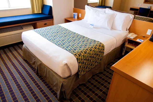 جناح بسرير كوين، Microtel Inn and Suites by Wyndham Chihuahua 6/10