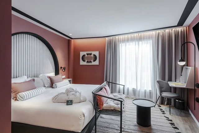 غرفة سوبيريور بسريرين منفصلين، Hotel Vincci Bonjardim 2/8