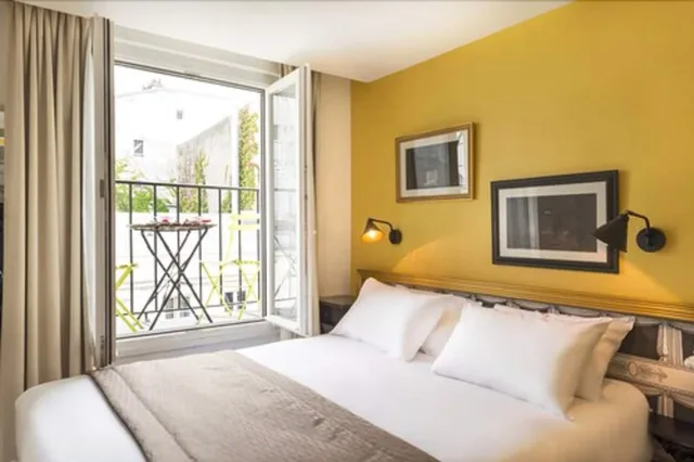 غرفة بسريرين منفصلين بشرفة، Hotel Sacha 1/10