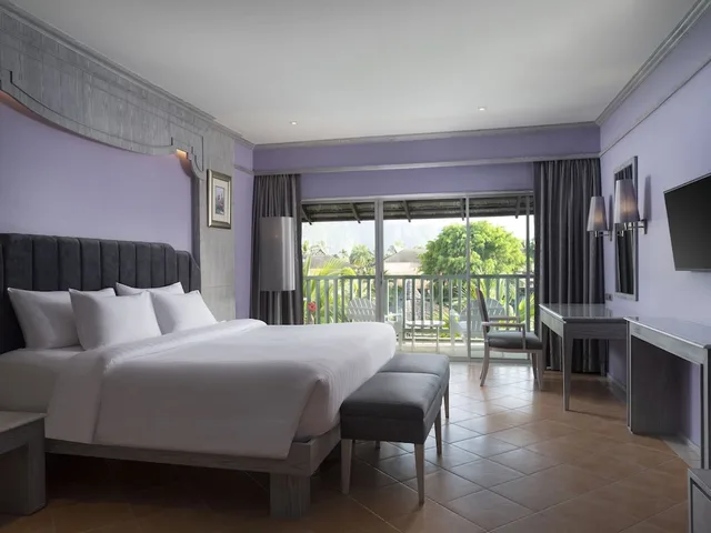 Grand Superior, Double Bed, Garden View, Aonang Villa Resort 1/7
