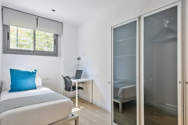 Family, House, Lugaris Rambla 3/10