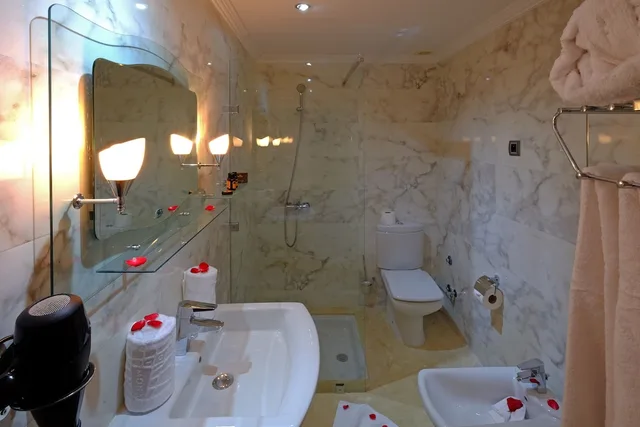 شقة فاخرة بسرير كينج بإطلالة على المدينة بشرفة بغرفة نوم واحدة، Appart Hotel Mouna 4/5