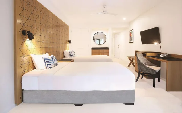 Deluxe, 2 Double Beds, Courtyard Area، Radisson Blu Resort Fiji Denarau Island 5/9