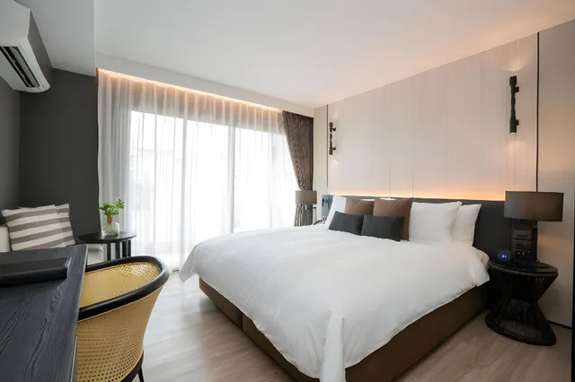 Superior, Double Bed, Bayphere Hotel Pattaya JC 2/3