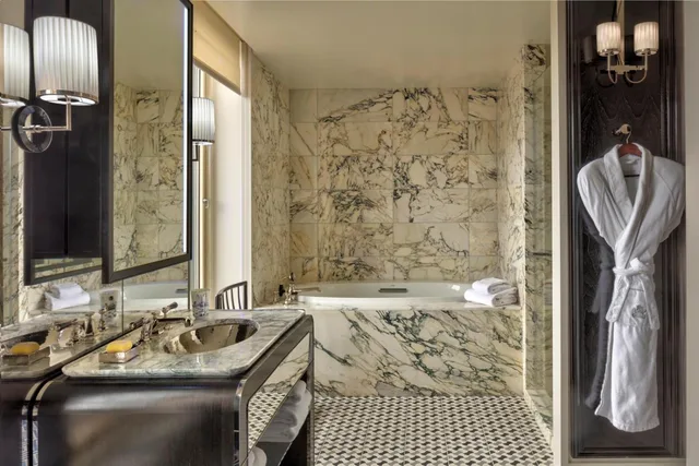 Park, Central, Suite, King Bed، The Carlyle, A Rosewood Hotel 2/4