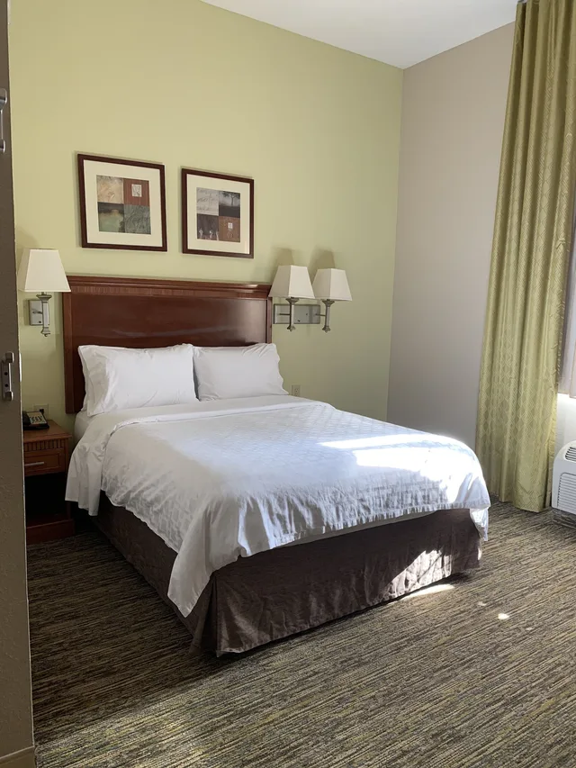 جناح بسرير كوين بغرفة نوم واحدة لذوي الإعاقة، Candlewood Suites Temple 1/2