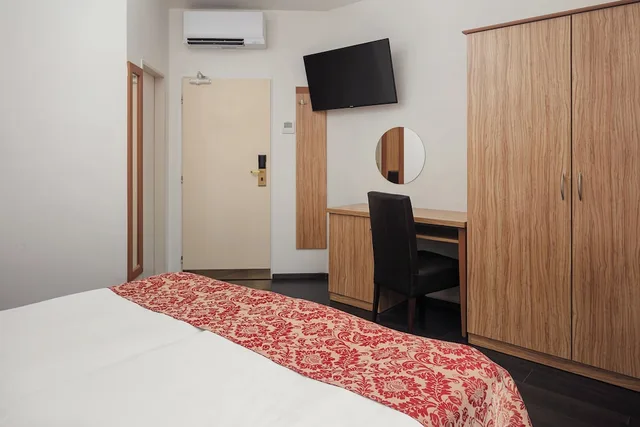غرفة قياسية بسرير مزدوج أو سريرين منفصلين، Prague Centre Superior Hotel 1/10