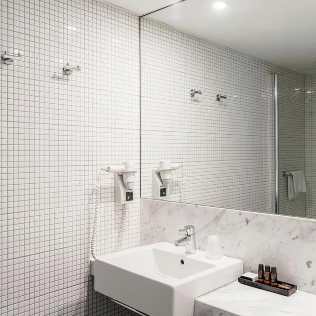 Deluxe, Double or Twin Bed, Leopold Hotel Ostend 8/10