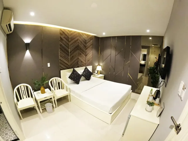 Standard, Queen Bed, No Window، Dinh Phat Hotel 1/2