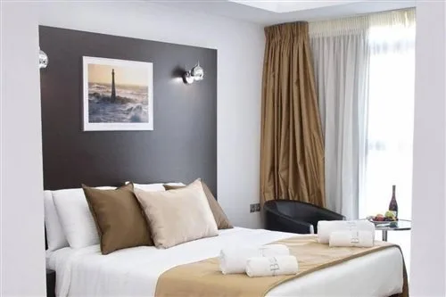 Room, Triple, Breeze Boutique Hotel 1/1