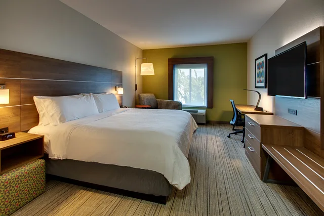 غرفة بسرير كينج، Holiday Inn Express Hotel Suites Atlanta Nw Powder Springs 1/3