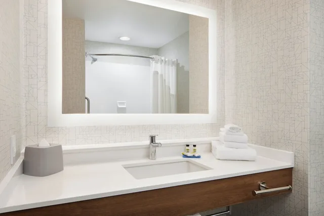 غرفة قياسية بسرير كينج، Holiday Inn Express Hotel Suites Salem 3/3