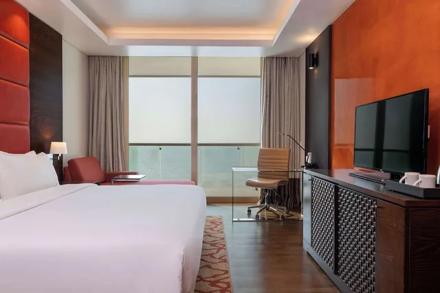 غرفة متصلة عائلية بسريرين كوين، Radisson Blu Hotel, Conakry 1/5