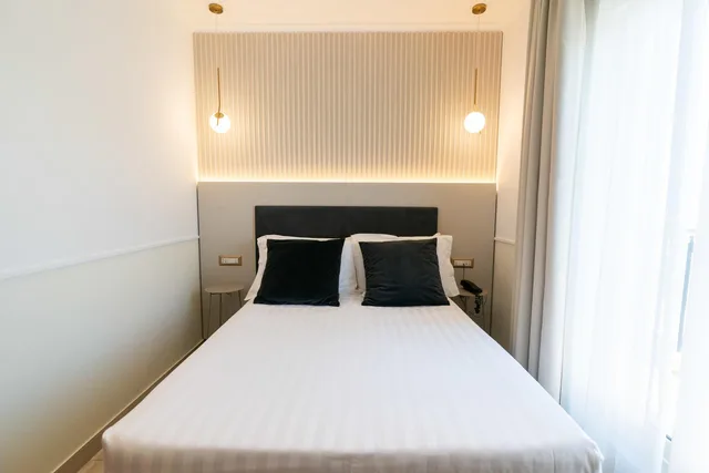 Smart, Double Bed, Balcony، Windrose Hotel 2/3