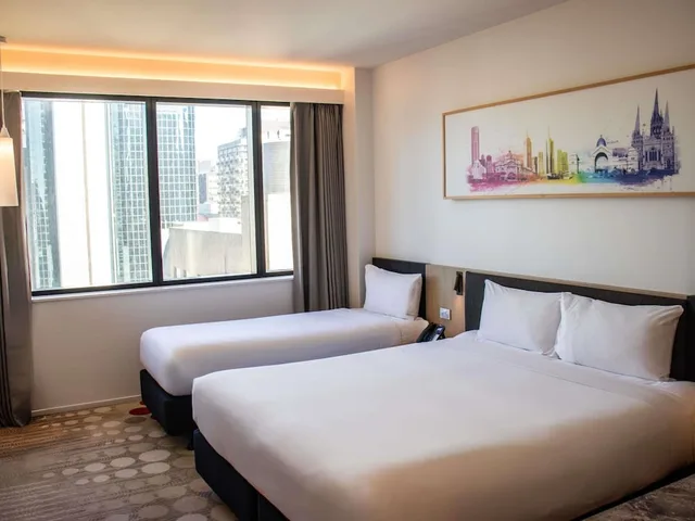 غرفة سوبيريور بسرير فردي وسرير كينج وسرير فردي، Ibis Melbourne Central 3/7
