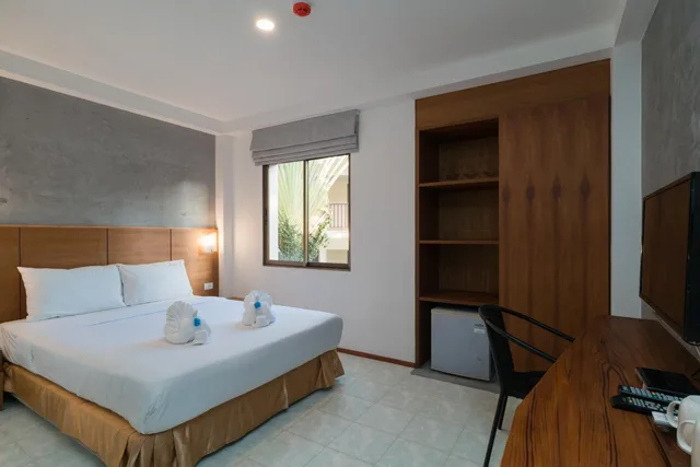 غرفة سوبيريور بسرير كينج، Destinaation Patong Boutique By The Sea 2/6