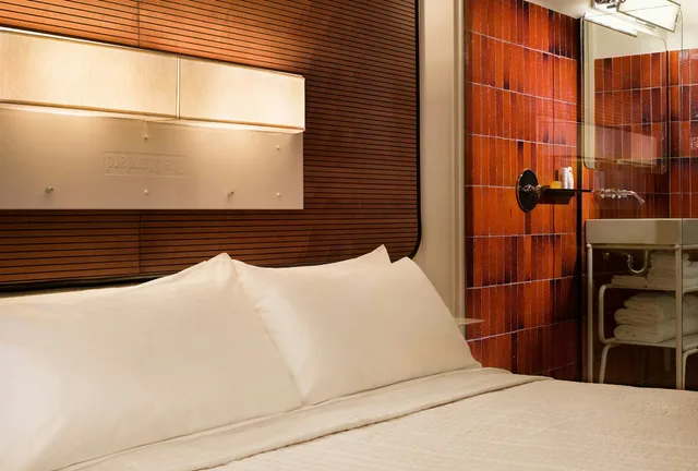 Standard, King Bed, The Standard High Line 1/1