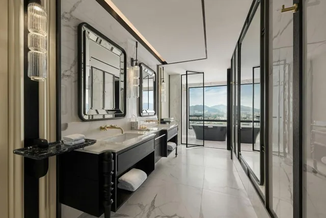 Merchant, Guest Room, Executive, King Bed, Sea View, High Floor, The Millen Penang, Autograph Collection 2/5