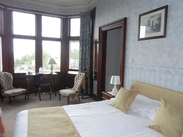 غرفة قياسية بسرير مزدوج، Morangie Hotel 3/3