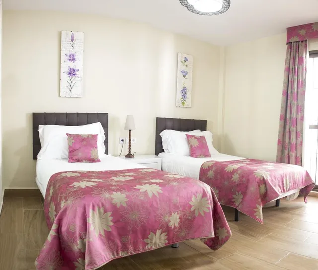 2 Bedrooms, Suite, Elite Apartments At Pueblo Evita 1/2