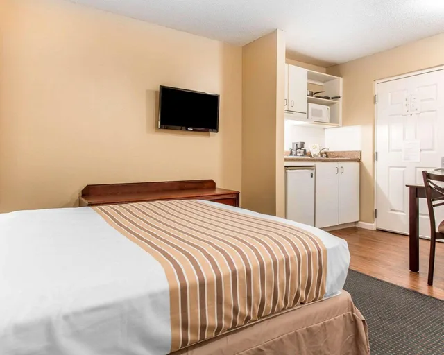 Efficiency, 2 Double Beds، Suburban Studios Kennesaw Marietta North 2/3