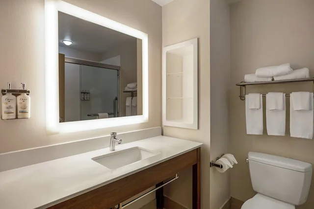 غرفة قياسية بسريرين كوين لذوي الإعاقة، Holiday Inn Express Hotel Suites Rolla Univ of Missouri Rolla 2/2