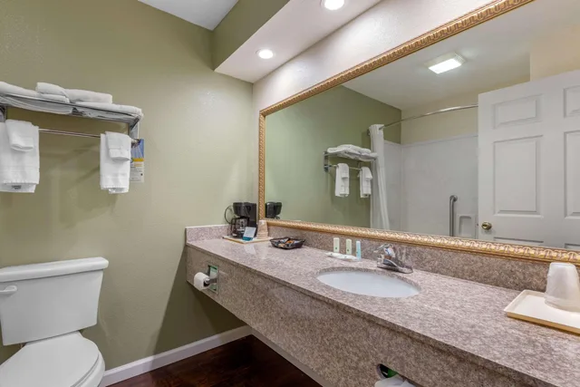 غرفة بسريرين كوين، Quality Inn West Memphis 4/4