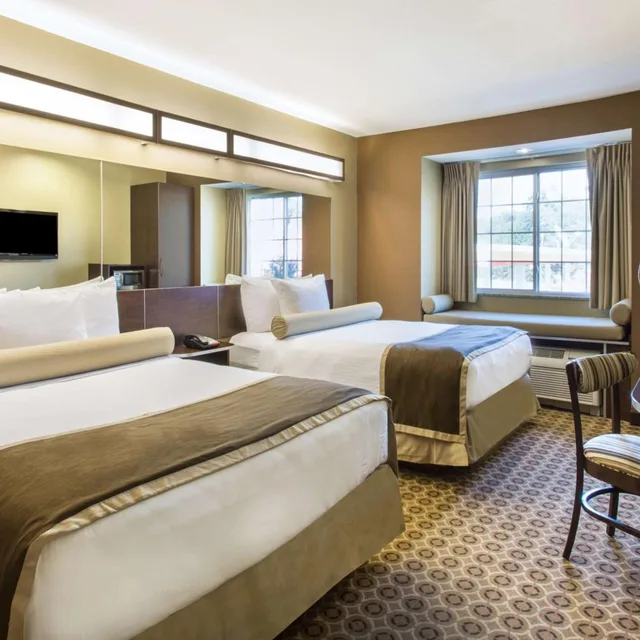 غرفة بسريرين كوين لذوي الإعاقة، Microtel Inn and Suites By Wyndham Pearl River /Slidell 2/10