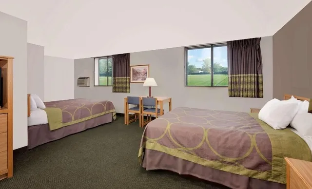 Grand, Multiple Beds، Fairbridge Inn And Suites 2/3