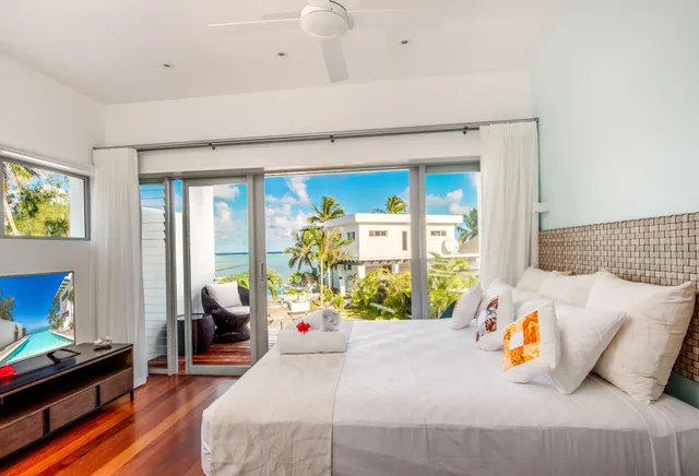 2 Bedrooms, Villa, 2 King Beds, Lagoon View، Crystal Blue Lagoon Villas 1/2