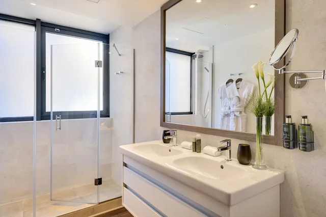 The Level, Suite، Melia Madrid Serrano 2/3