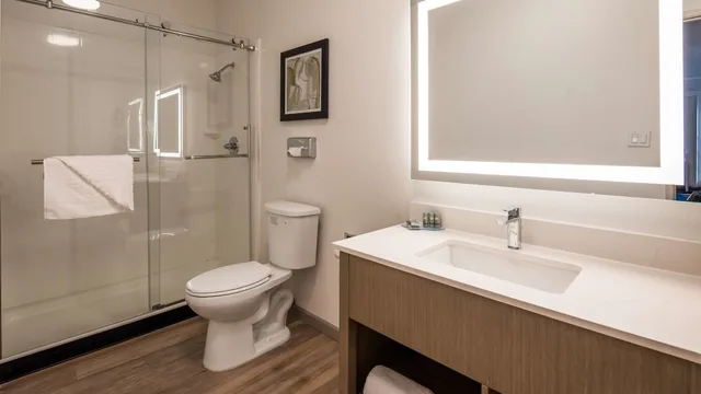 غرفة قياسية بسرير كينج، Best Western Grants Inn 6/8