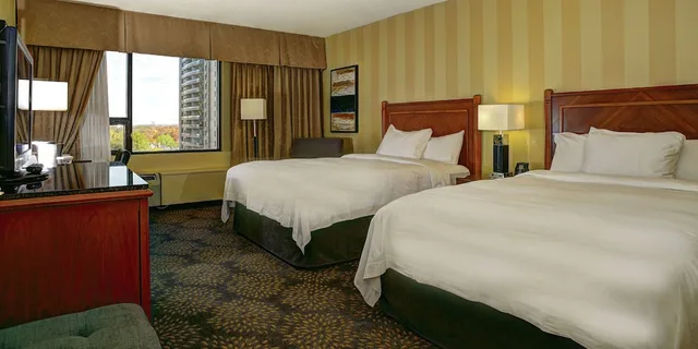 غرفة ديلوكس بسريرين مزدوجين، Doubletree By Hilton London Ontario 3/7