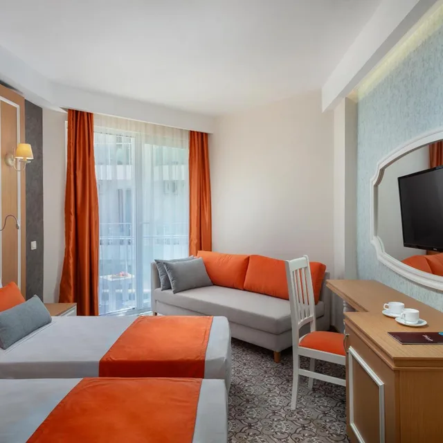غرفة قياسية بإطلالة على المدينة، Golden Orange Hotel 4/5