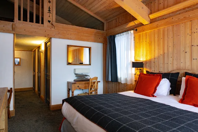غرفة بريميوم بسرير مزدوج، Le M de Megeve 2/5