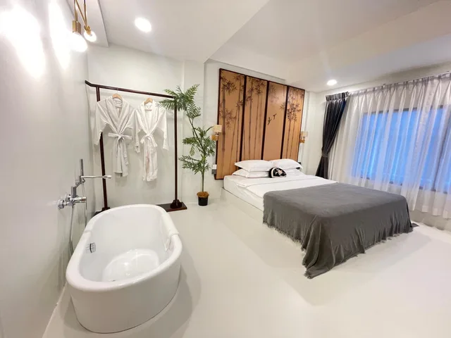جناح عائلي، Yolo Bangkok Boutique Hotel 7/10